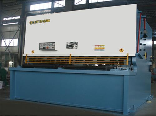 QC12Y系列液压式剪板机